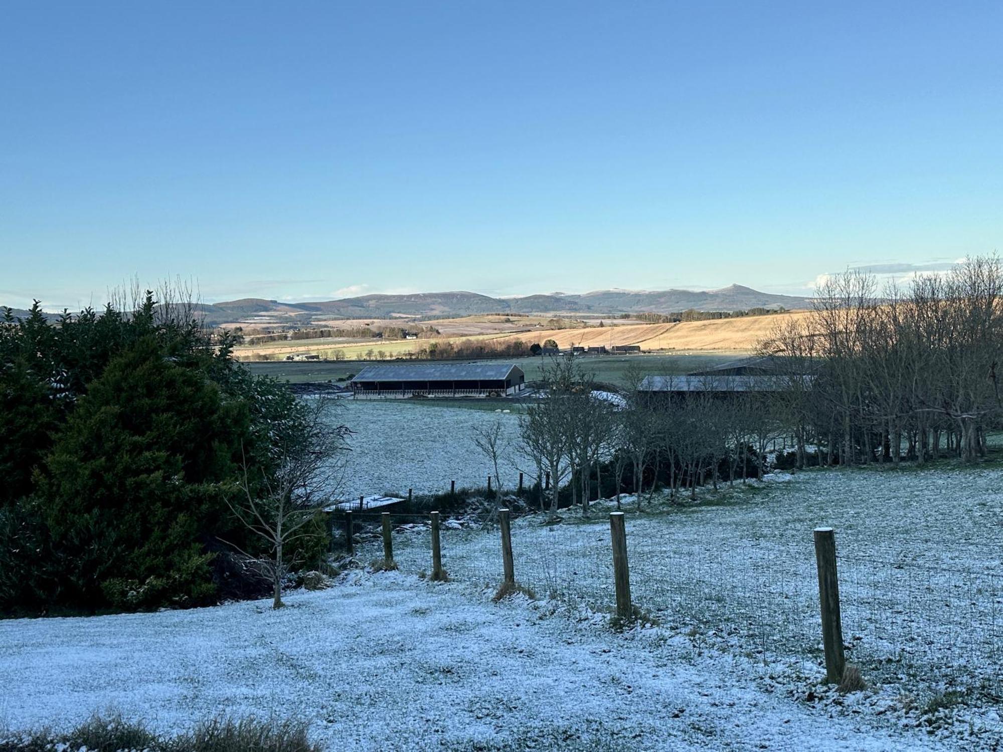 Awakening Alchemy Retreat Centre Bed & Breakfast Inverurie Exterior photo
