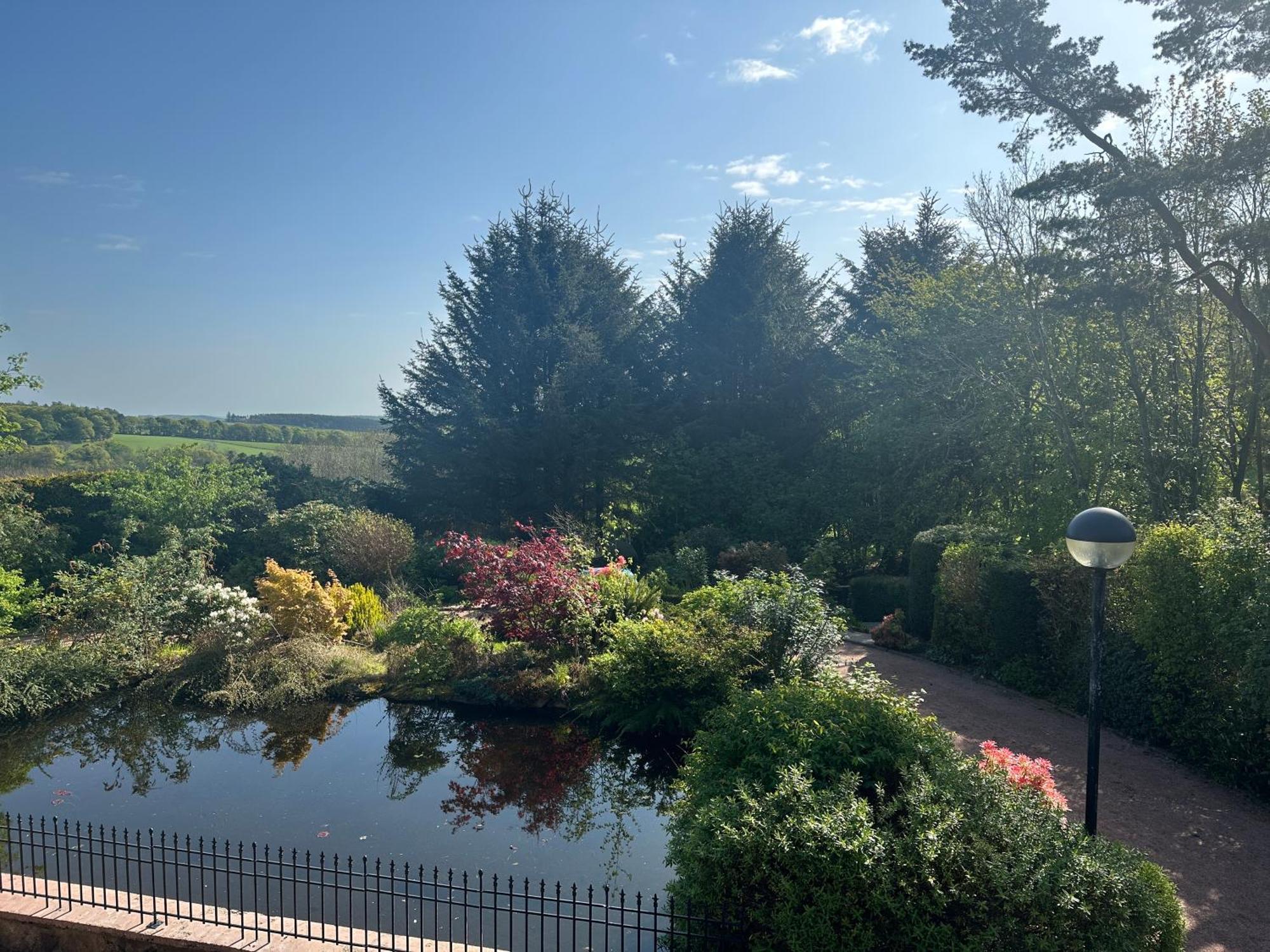 Awakening Alchemy Retreat Centre Bed & Breakfast Inverurie Exterior photo