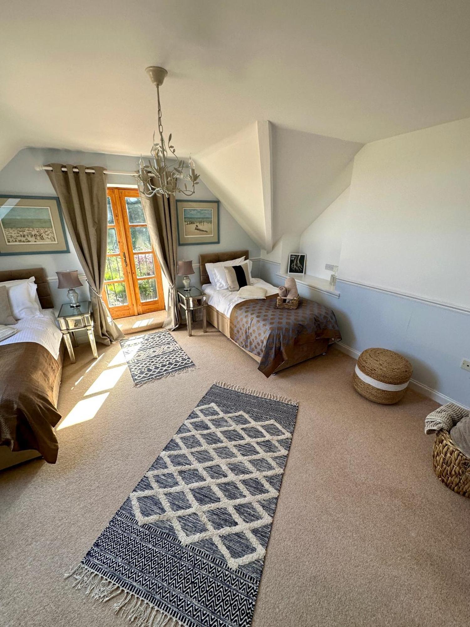 Awakening Alchemy Retreat Centre Bed & Breakfast Inverurie Exterior photo
